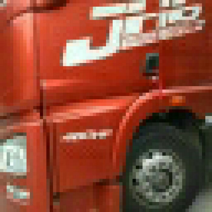青岛解放 悍威(J5M)重卡 220马力 6X2 9.5米厢式排半载货车(CA5253CLXYP7K2L11T3AE)
